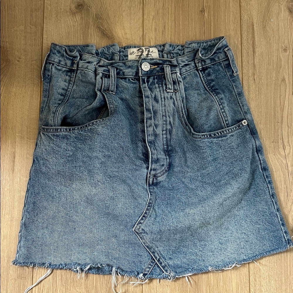 We The Free Pencil Me In Denim Mini Skirt with a high-rise size 27 Y2K Boho - Picture 2 of 4